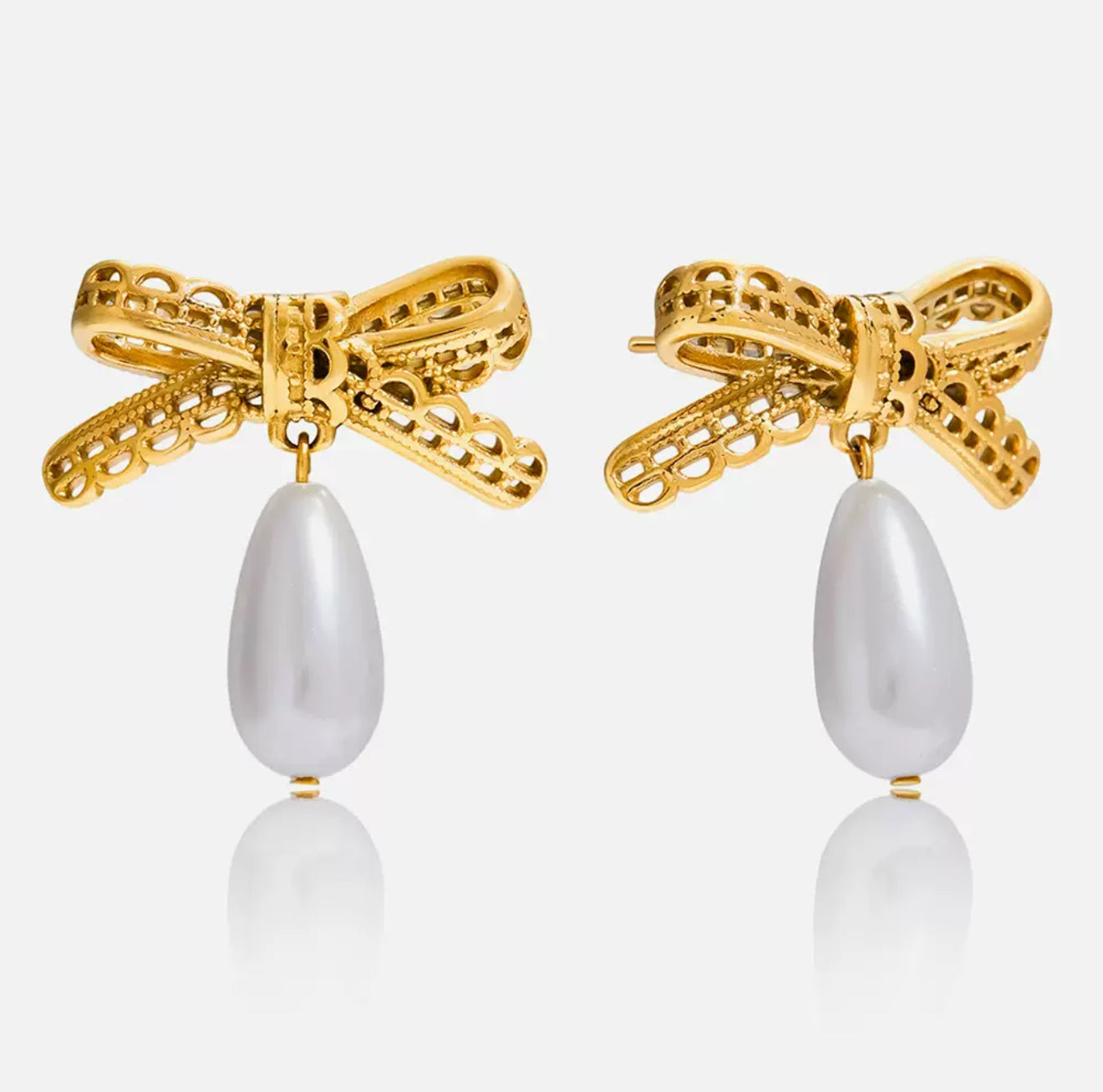 Lace Bow Pearl Earrings