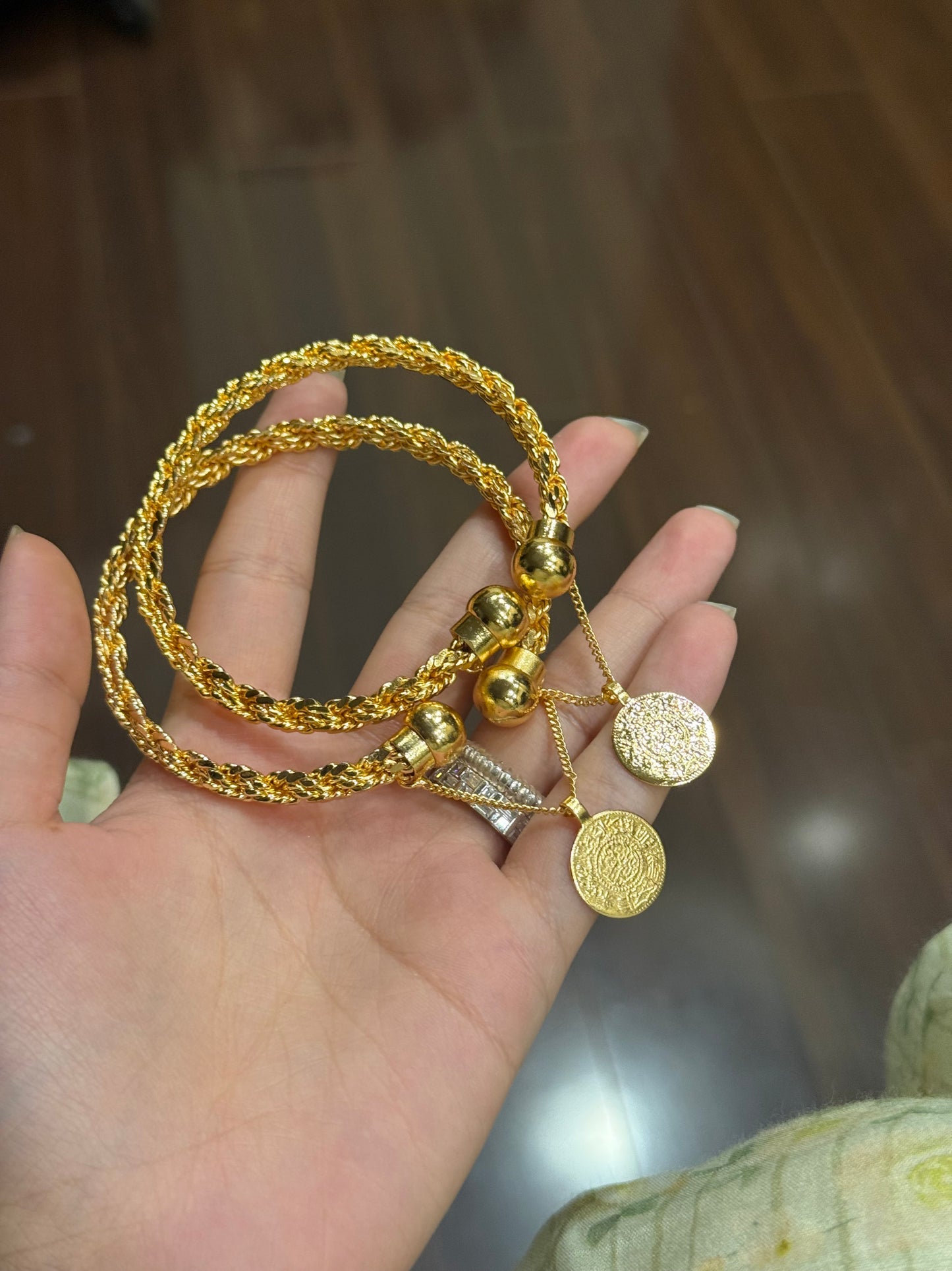 Gold coin kara