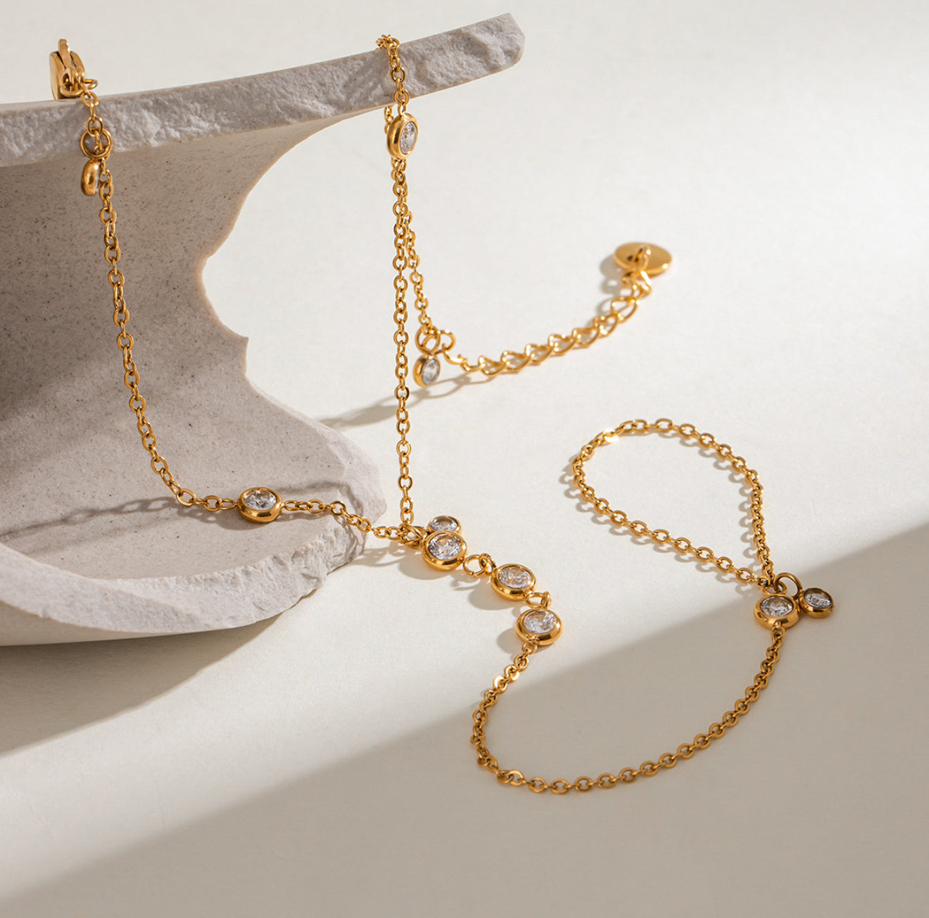 Dainty Hand Chain