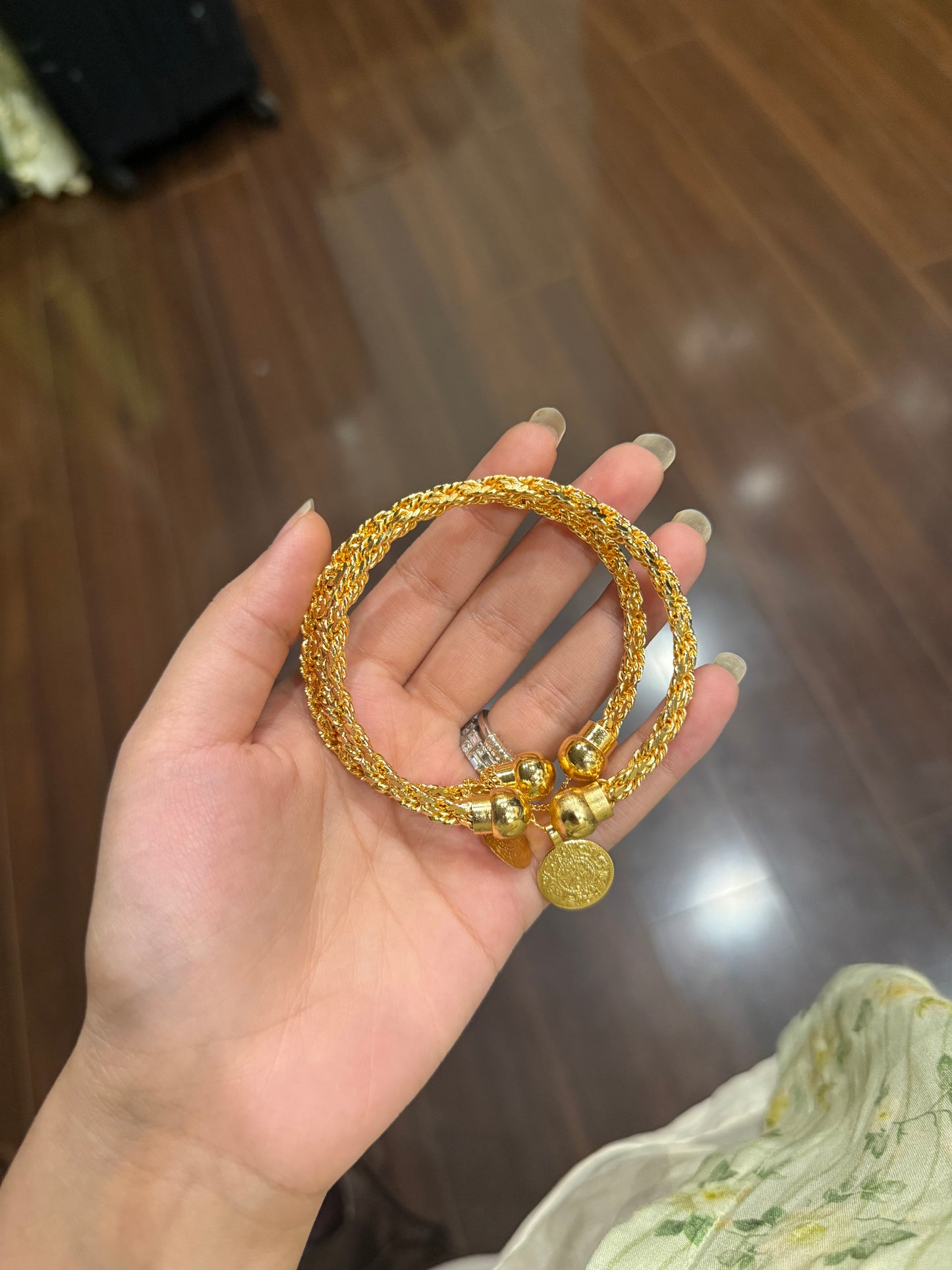 Gold coin kara